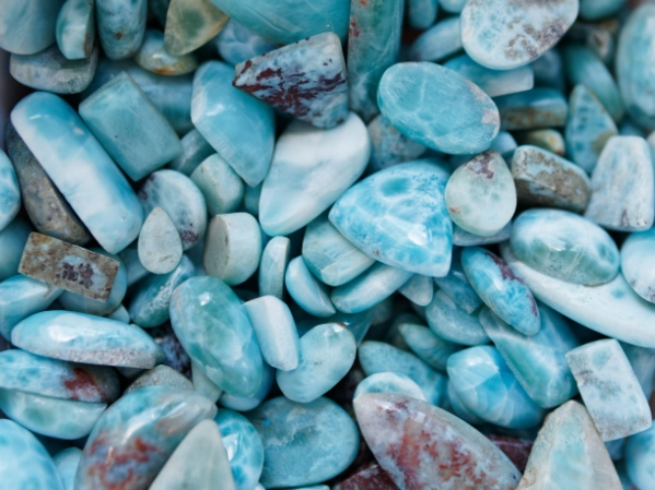 What is Larimar stone good for