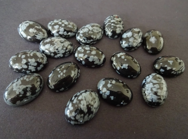 how to identify real white obsidian