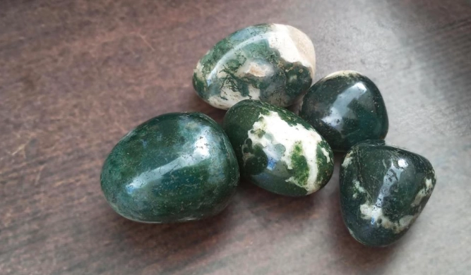 moss agate healing properties