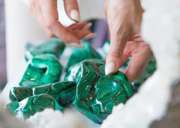 malachite crystal healing