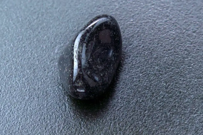 Black Onyx zodiac sign Black Onyx zodiac sign