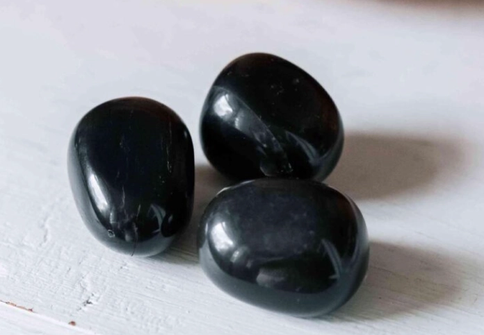 black onyx healing properties
