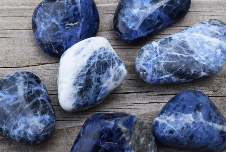 sodalite healing properties