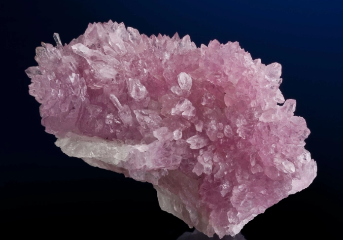 rose quartz vs pink quartz