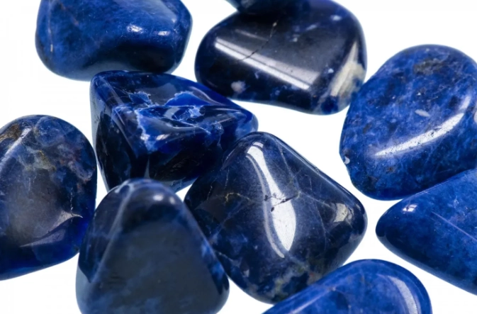 blue sodalite healing properties