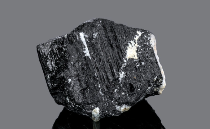 black tourmaline benefits