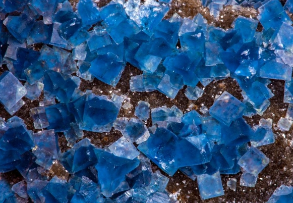 blue fluorite healing properties