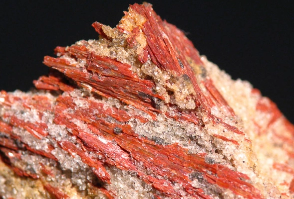 Red kyanite uses