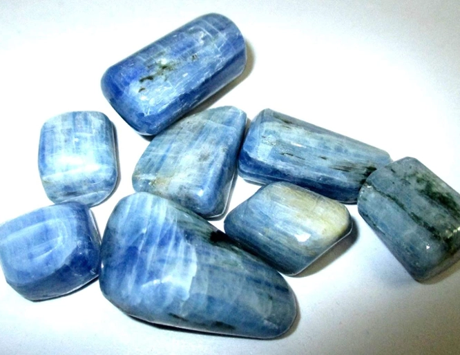 Red kyanite uses