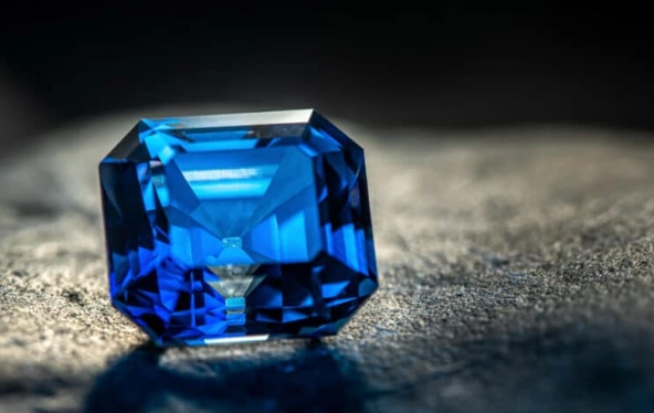 blue kyanite meaning