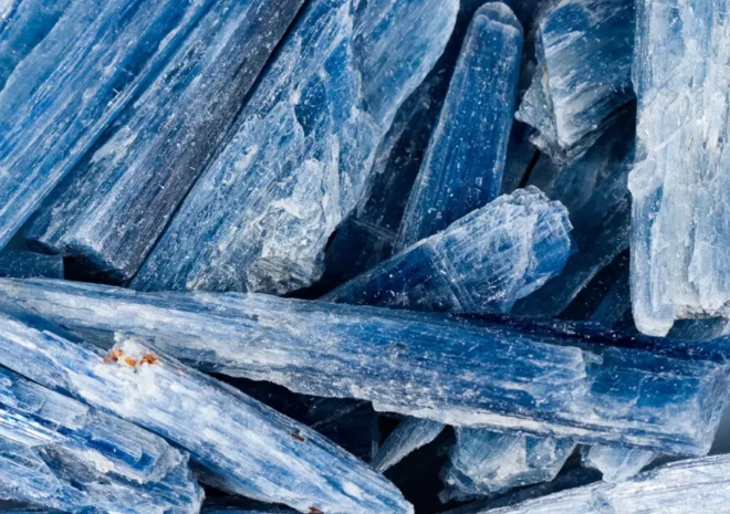 what is kyanite good for