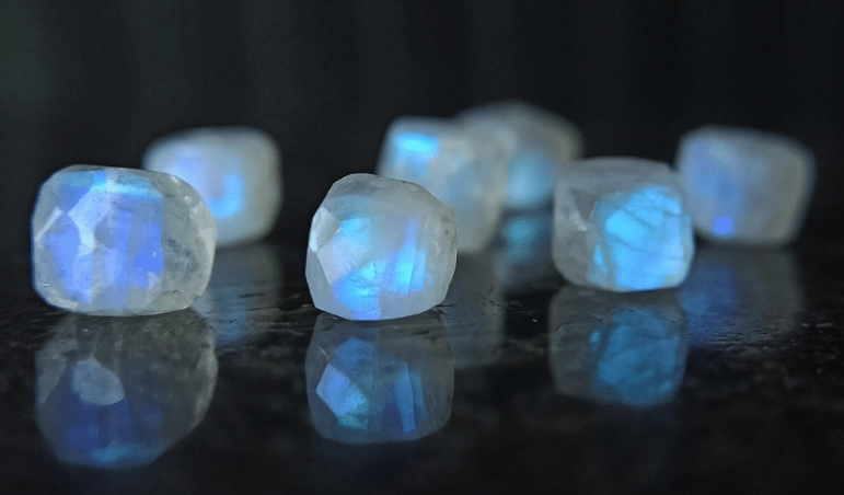 moonstone real estate