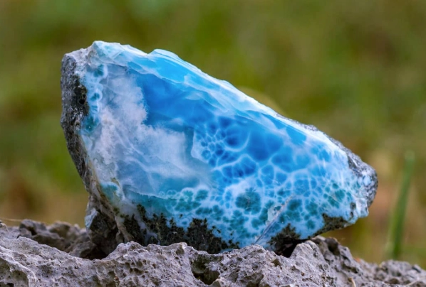larimar healing properties