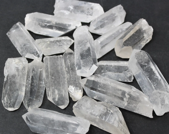 clear quartz healing properties
