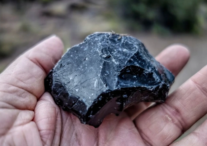 how to use black obsidian