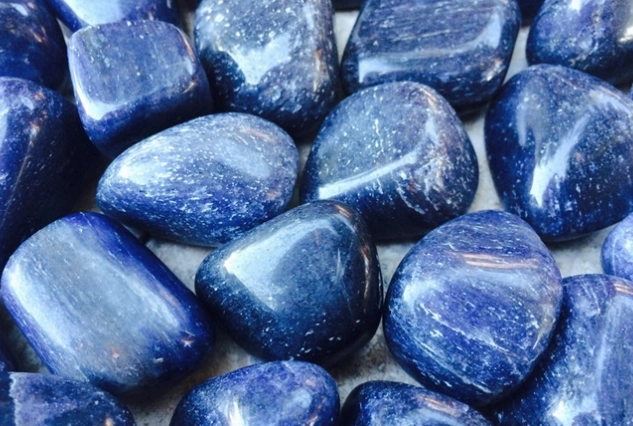 how to use blue aventurine