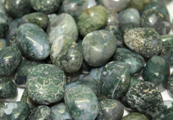 moss agate healing properties