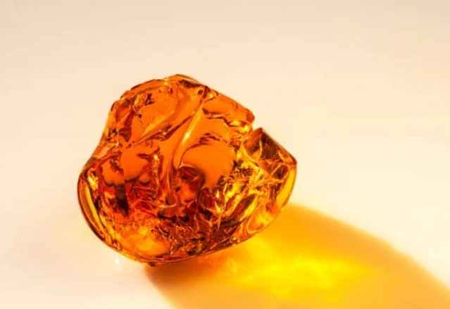 amber healing properties