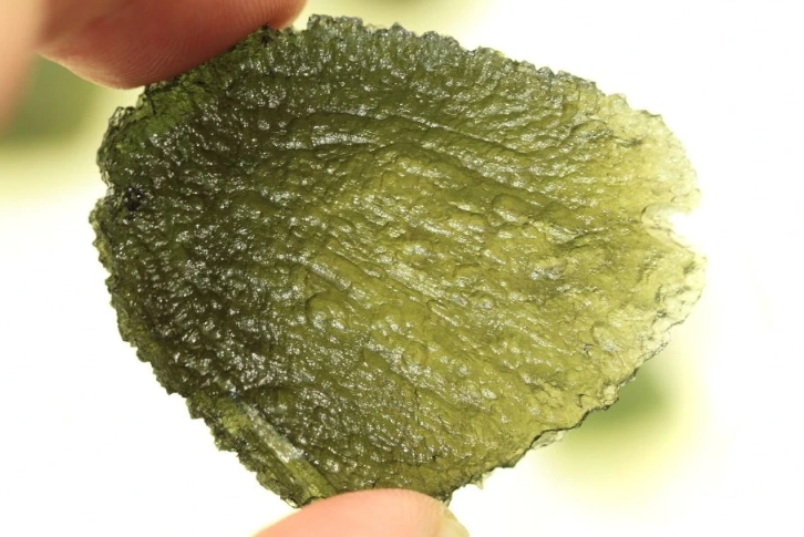 moldavite crystal benefits