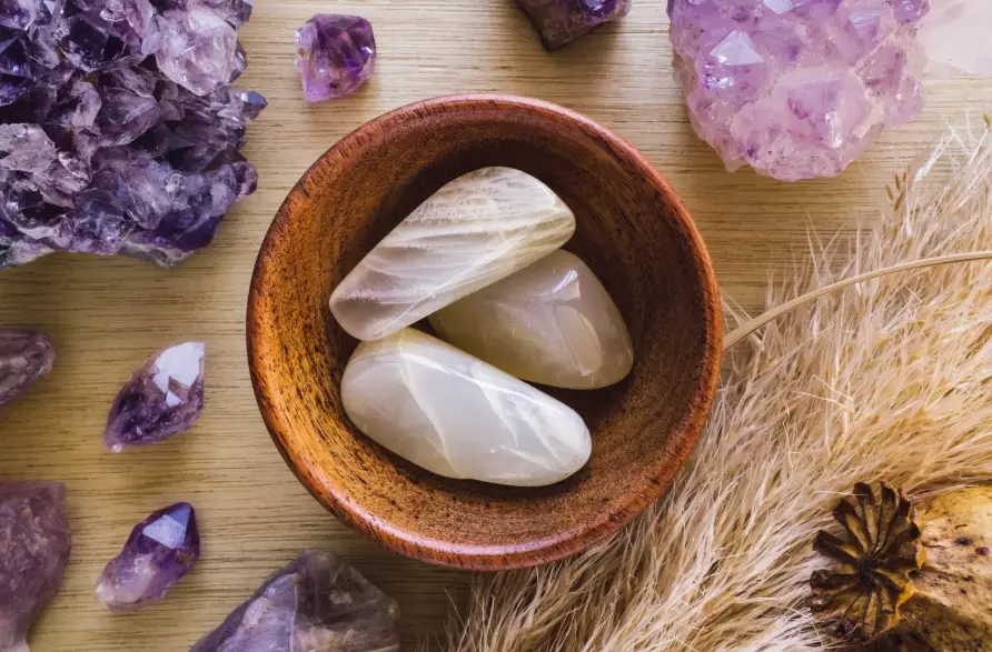 sunstone healing properties