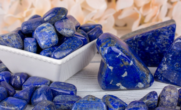 metaphysical properties of lapis lazuli