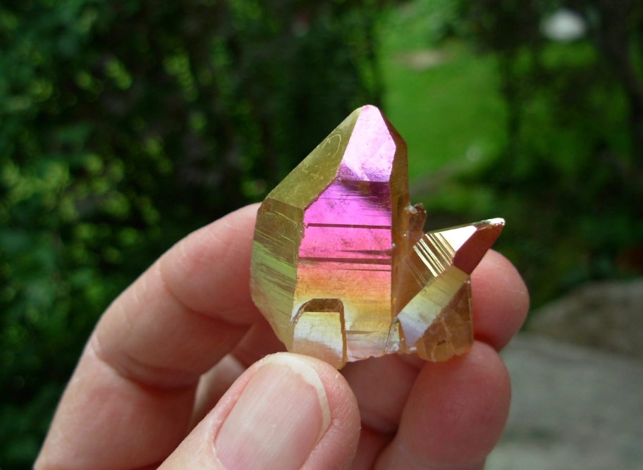 how to clean aura quartz