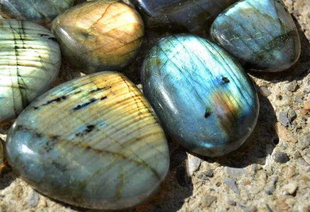 labradorite metaphysical properties labradorite metaphysical properties
