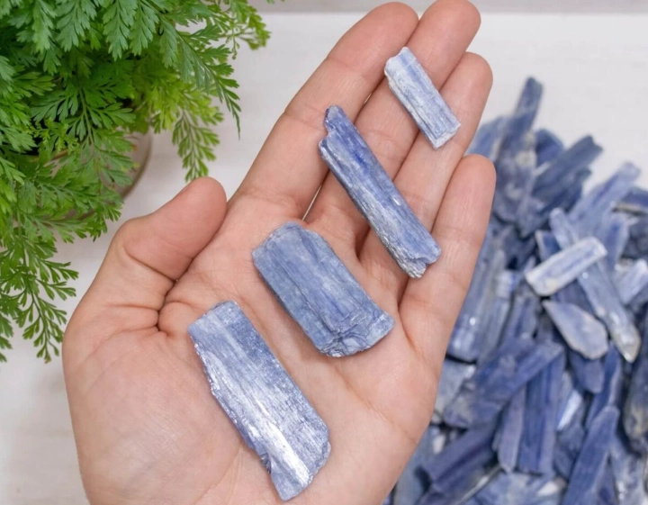 blue kyanite expensive