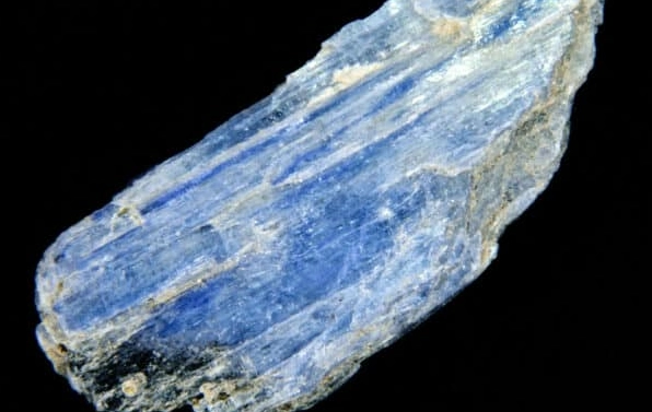 kyanite crystal uses