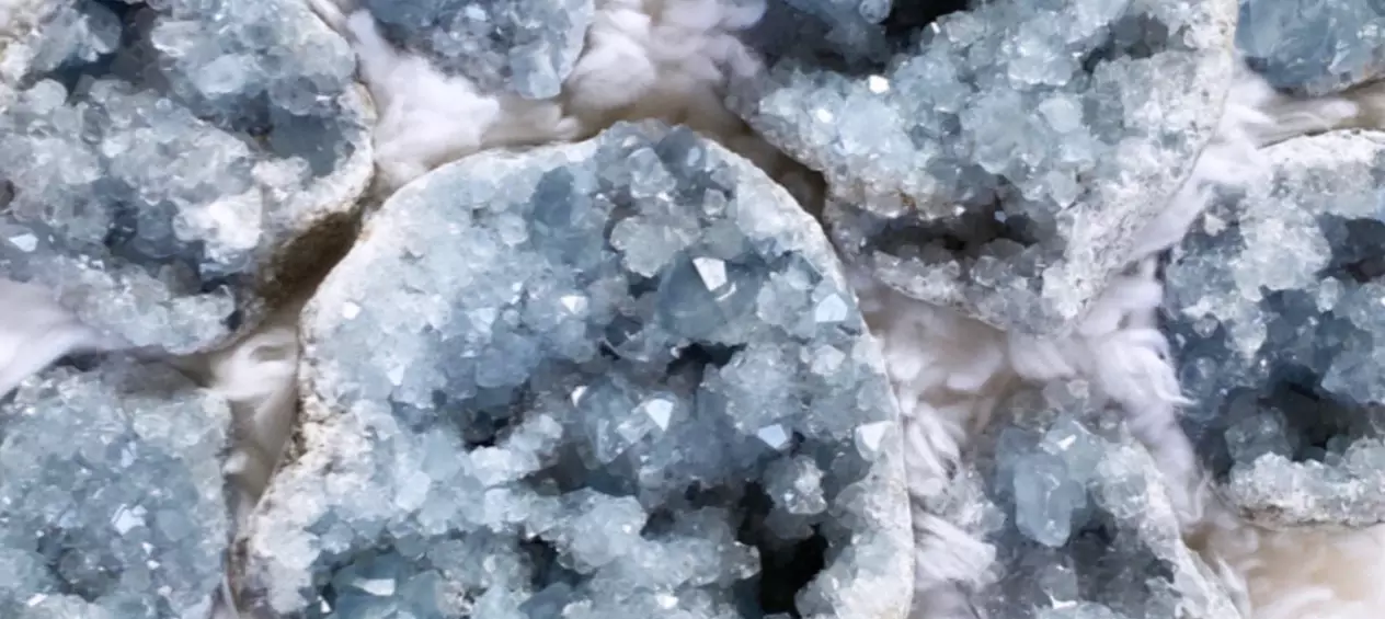 blue crystal meaning