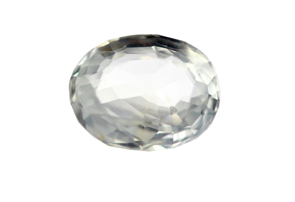 white sapphire vs diamond