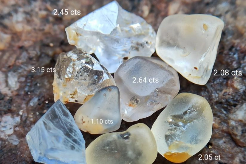 uncut white sapphire uncut white sapphire